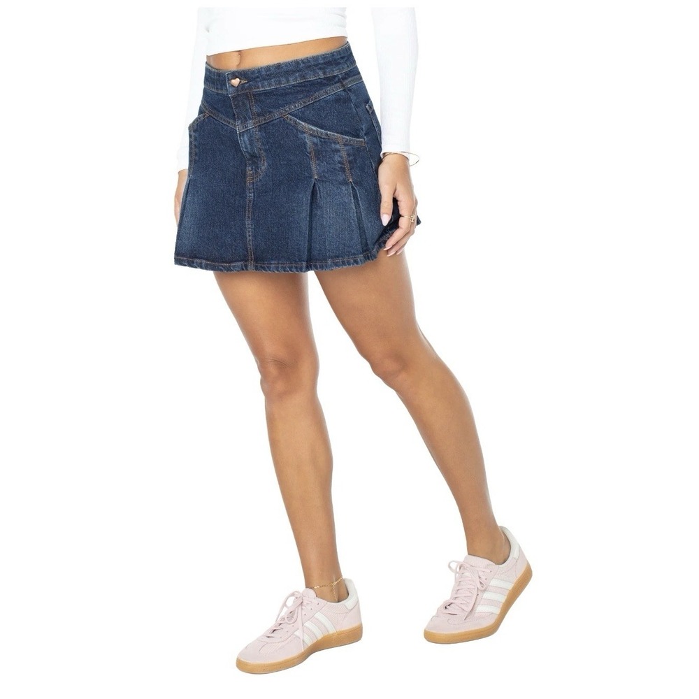Celebrity Pink Women's Western Pleated Denim Mini Skirt, Size XXL